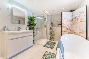 Photo 34- click for photo gallery